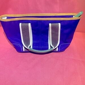 Vintage genuine small coach purse.